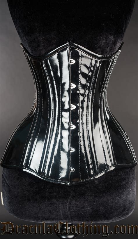 extreme corset training|Jar.